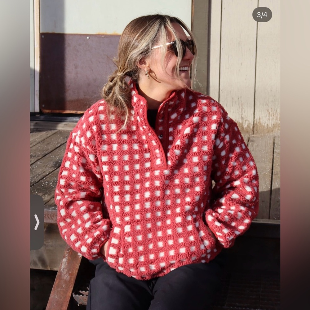 Midnight Lunch Wyoming Pullover | Signature Red